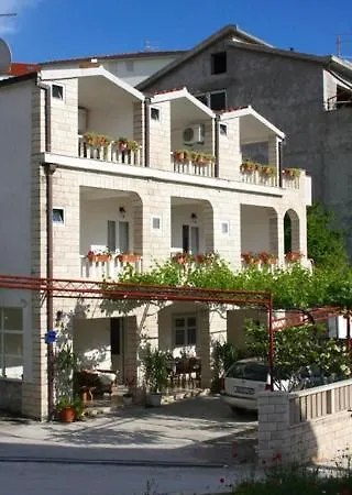 Roso Guest house